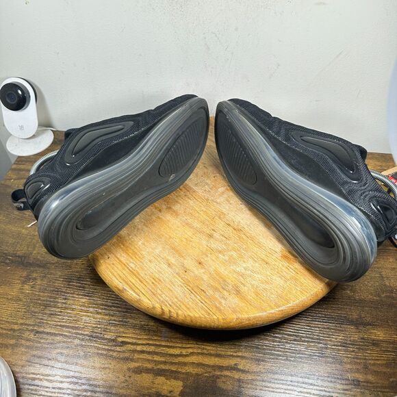 Nike Air Max 270 Black Metallic Gold Shoes Sneakers Women's Size 8.5 CT2548-001 - Picture 7 of 8